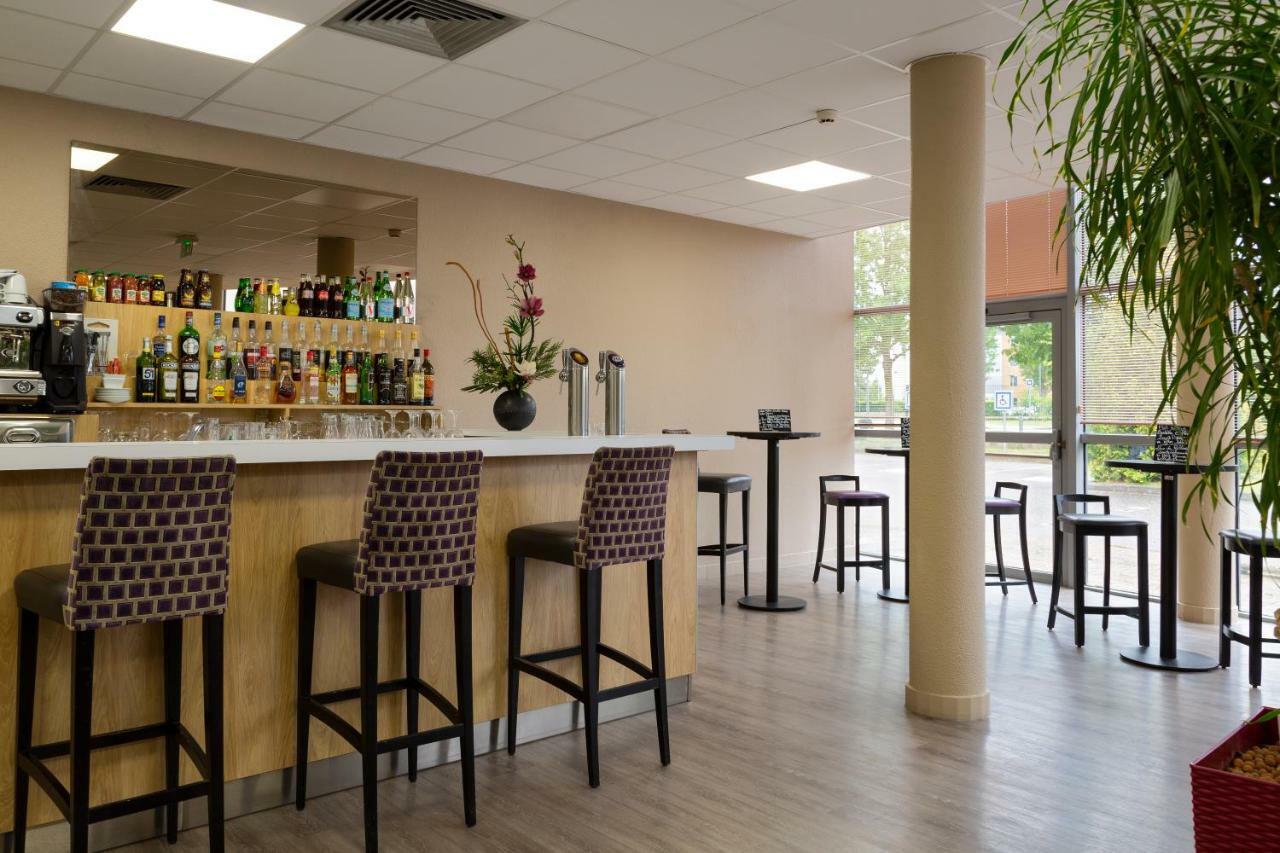 Comfort Hotel Aeroport Lyon St Exupery Colombier-Saugnieu Ngoại thất bức ảnh